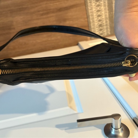 Vintage Coach 9997 Legacy Small Zip Crossbody – Glove-Tanned Leather - Picture 5 of 7